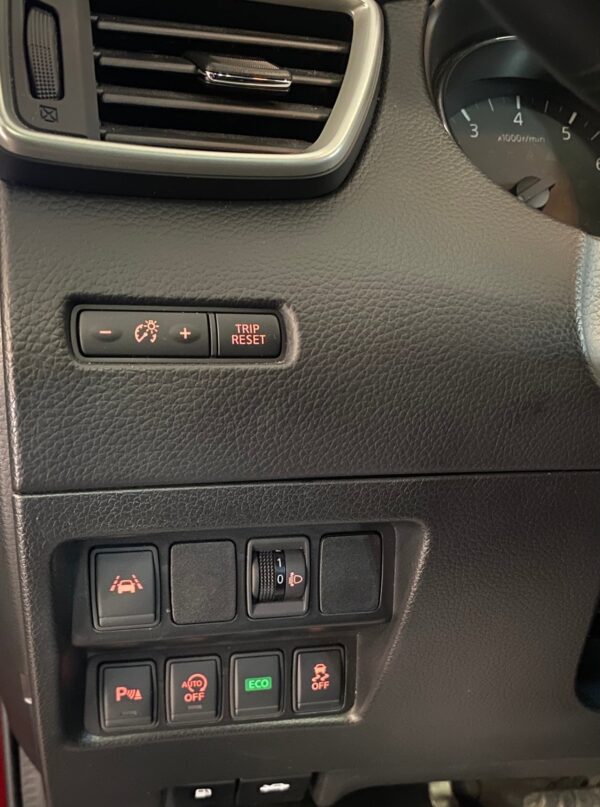 18 Nissan Qashqai