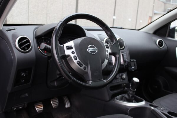 18 Nissan Qashqai +2