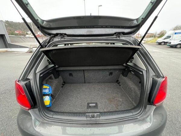 18 Volkswagen Polo