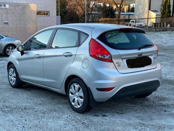 18 Ford Fiesta