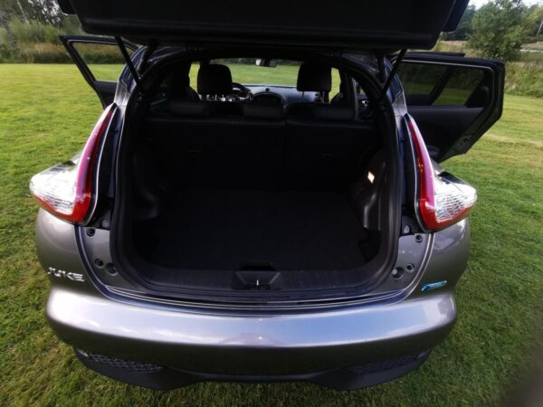 19 Nissan juke