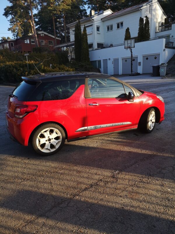 2 Citroën DS3