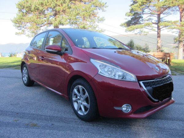 Peugeot 208