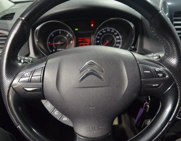 2 Citroen C4