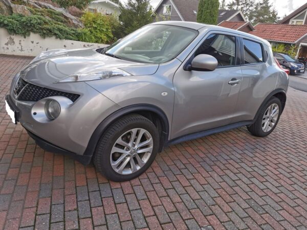 2 Nissan juke