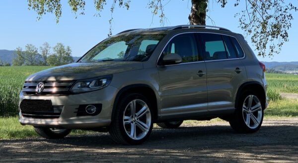2 Volkswagen Tiguan