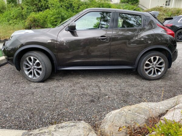 2 Nissan juke