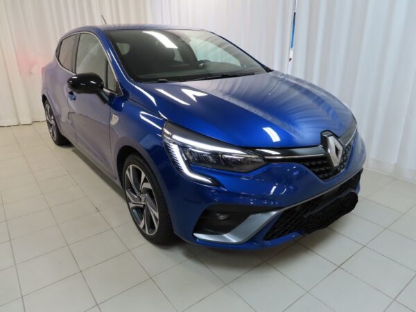 2 Renault Clio