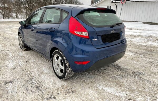 2 Ford Fiesta