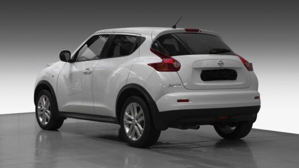 2 Nissan juke