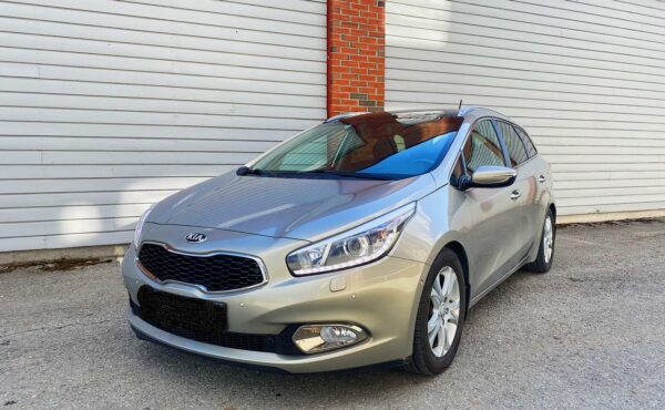 2 Kia Cee'd