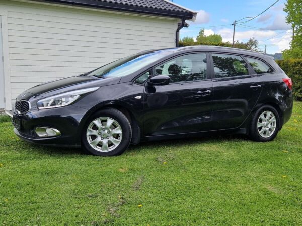 2 Kia Cee'd