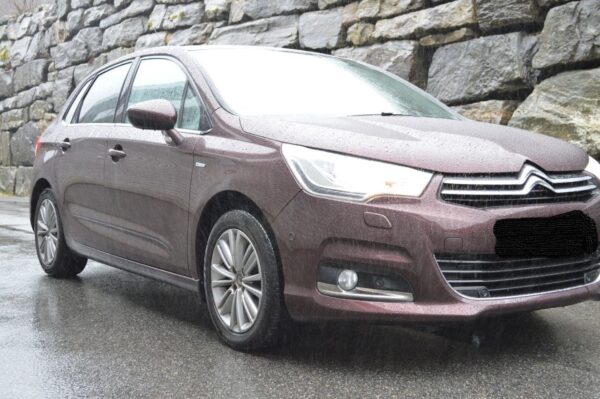 2 Citroën C4