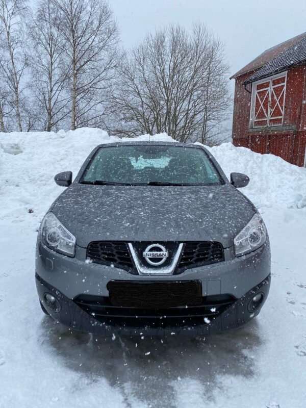 2 Nissan Qashqaï