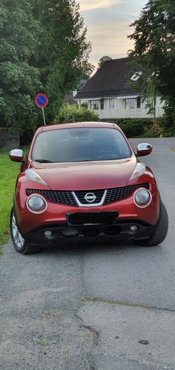 2 Nissan juke