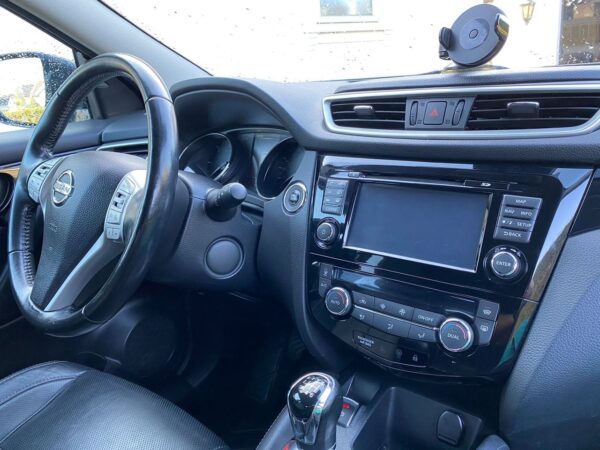 20 Nissan Qashqai