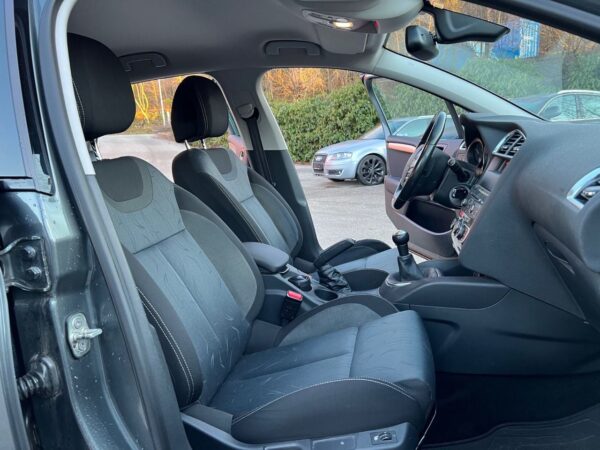20 Citroën C4