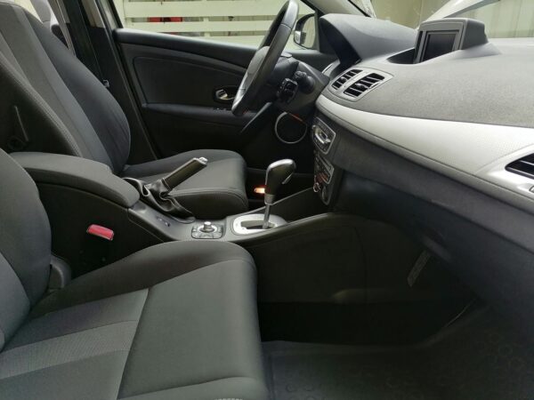 21 Renault Mégane