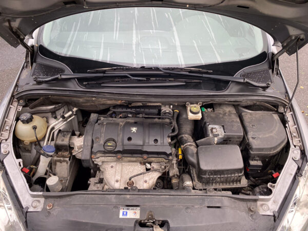 21 Peugeot 307