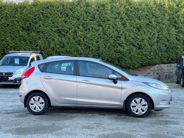 21 Ford Fiesta