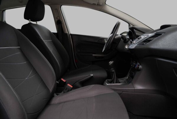 21 Ford Fiesta