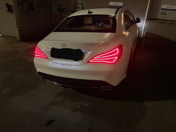 21 Mercedes-Benz CLA