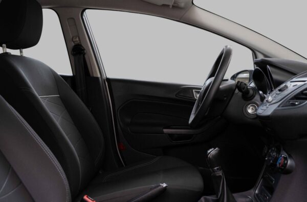 22 Ford Fiesta