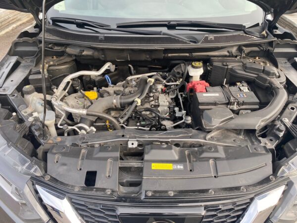 23 Nissan Qashqai
