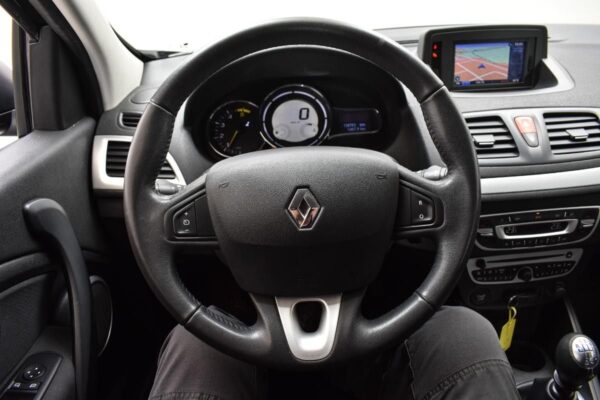 23 Renault Mégane
