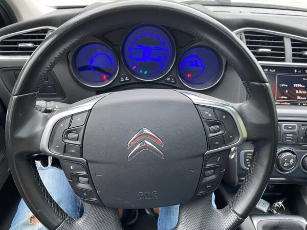 3 Citroën C4