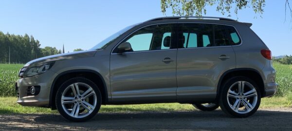 3 Volkswagen Tiguan