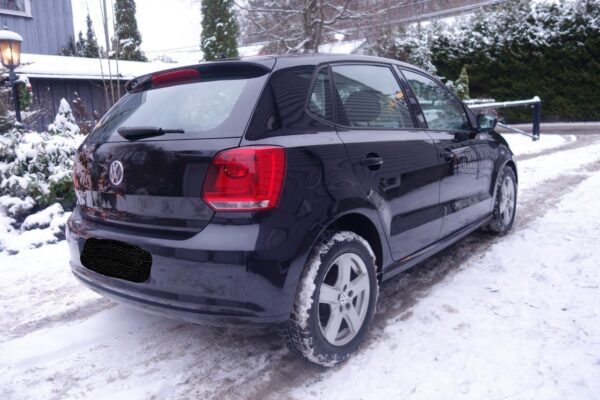 3 Volkswagen Polo