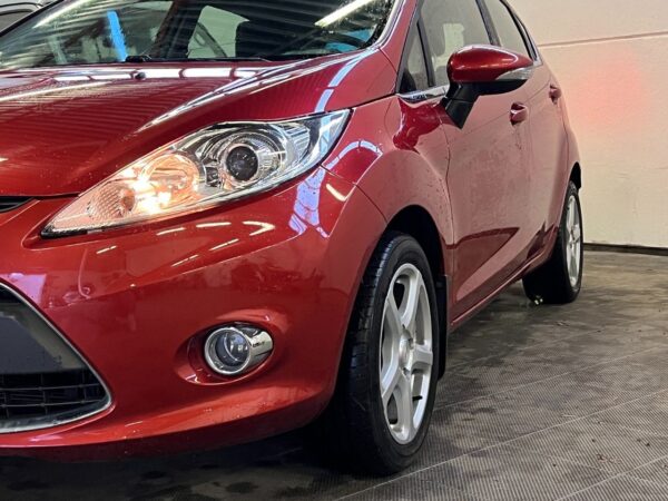 3 Ford Fiesta