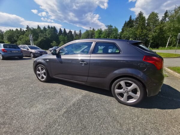 3 Kia Cee'd
