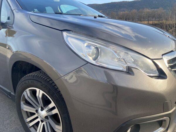3 Peugeot 2008