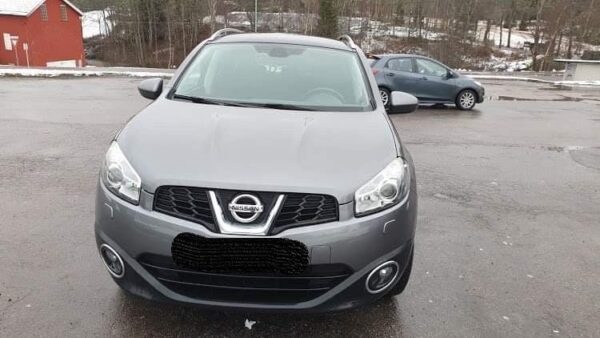 3 Nissan Qashqai +2