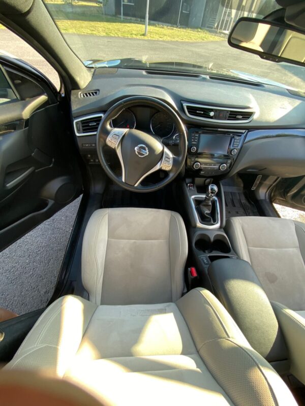 3 Nissan Qashqai
