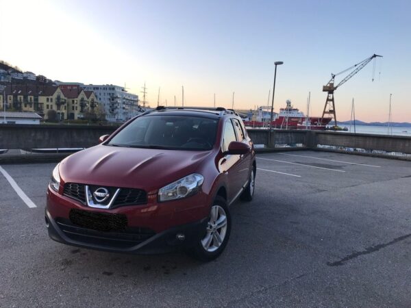 3 Nissan Qashqai +2