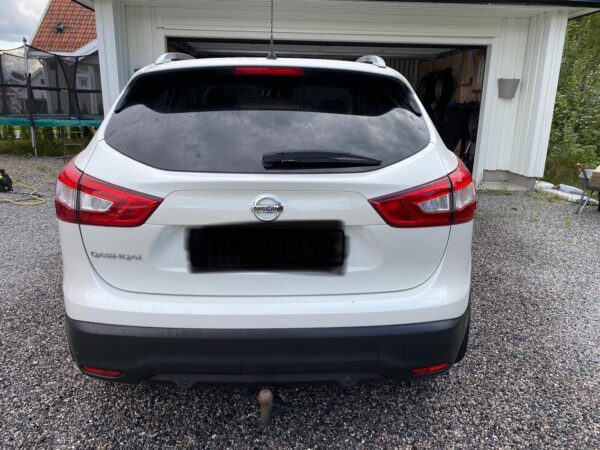 4 Nissan QASHQAI