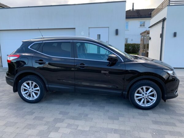 4 Nissan Qashqai