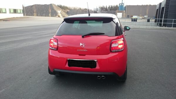 4 Citroën DS3