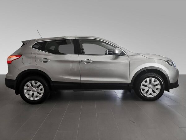 4 Nissan Qashqai