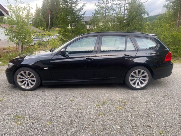 4 BMW Série 3