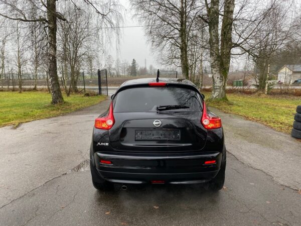4 Nissan juke