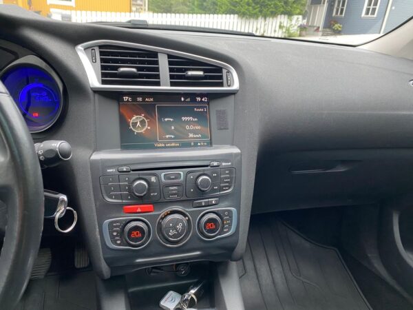 4 Citroën C4