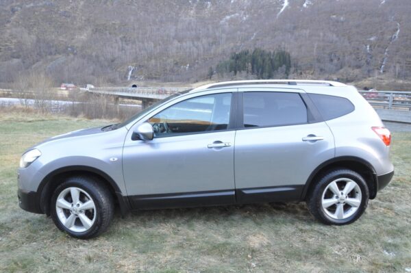 4 Nissan Qashqai