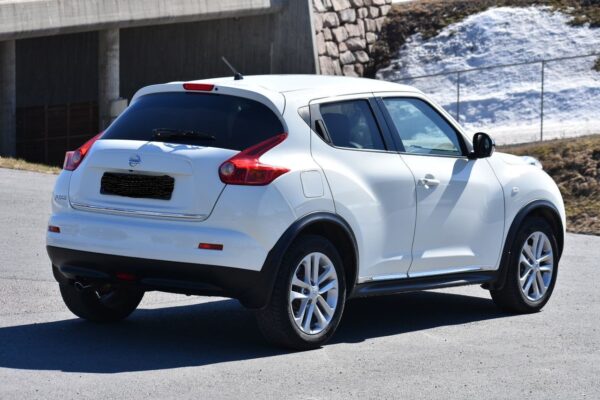 4 Nissan juke