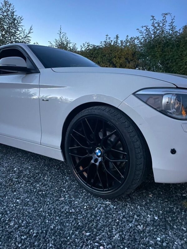 4 BMW Série 1