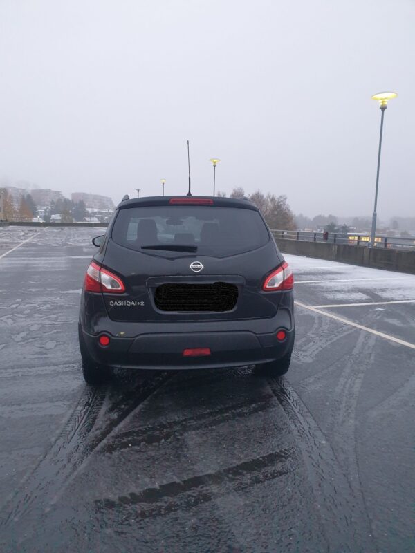 4 Nissan Qashqai +2