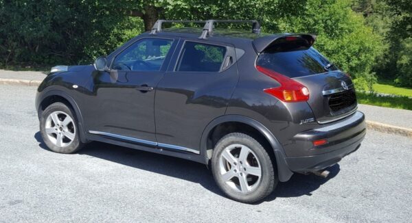 4 Nissan juke